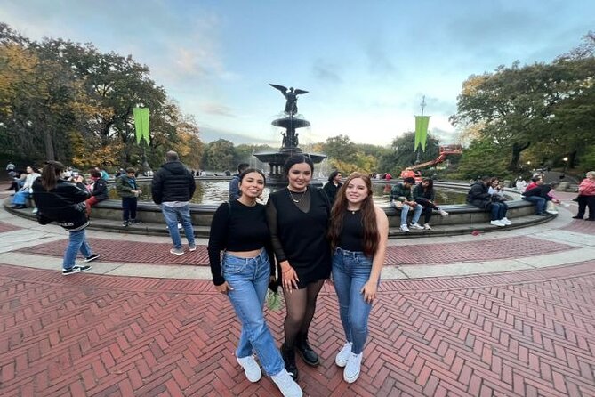 Budget Gossip Girl Tour 90 min - Frequently Asked Questions