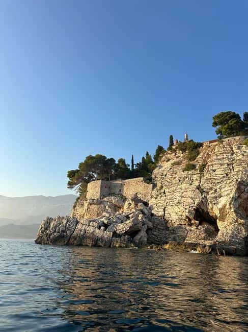 Budva: Private 5 hour boat trip: Beach hopping tour - The Traditional Budva Boat and Its Comforts