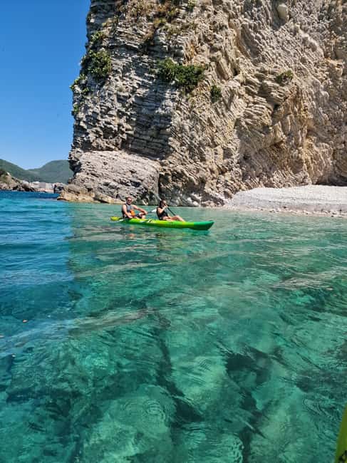 Budva: small group kayak tour to Sv.Nikola island caves - Cliff-Diving at Sveti Nikola for the Adventurous
