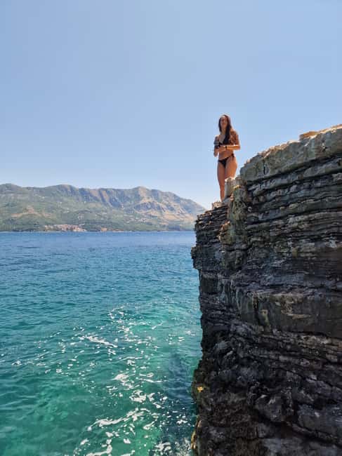 Budva: small group kayak tour to Sv.Nikola island caves - What to Bring and What to Expect