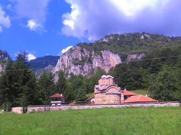Bulgaria and Serbia in One Day from Sofia - Enjoying a Authentic Serbian Lunch
