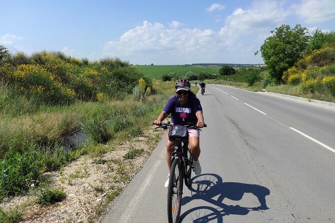 Bulgaria Day Bike & E-bike Tours - country & sea - Shabla Lighthouse and Coastal Highlights