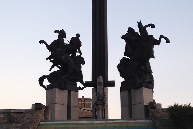 Bulgaria One Day Private Tour from Bucharest - Visiting Arbanasi: The Traditional Bulgarian Village