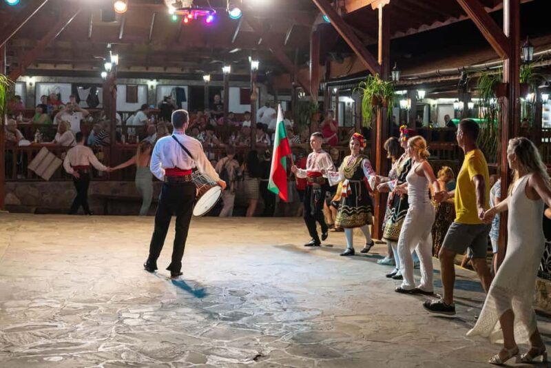 Bulgarian Village Folklore Show with Dinner - Key Points