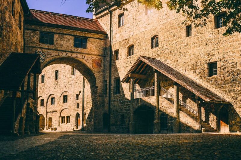 Burghausen: Burghausen Castle Private Tour - Exploring Christophs Gate and Hedwigs Chapel