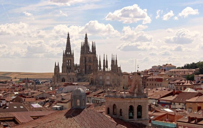 Burgos - Old Town Private Historic Walking Tour - Climbing to Views from St. Stephens Stairs and San Miguel Hill
