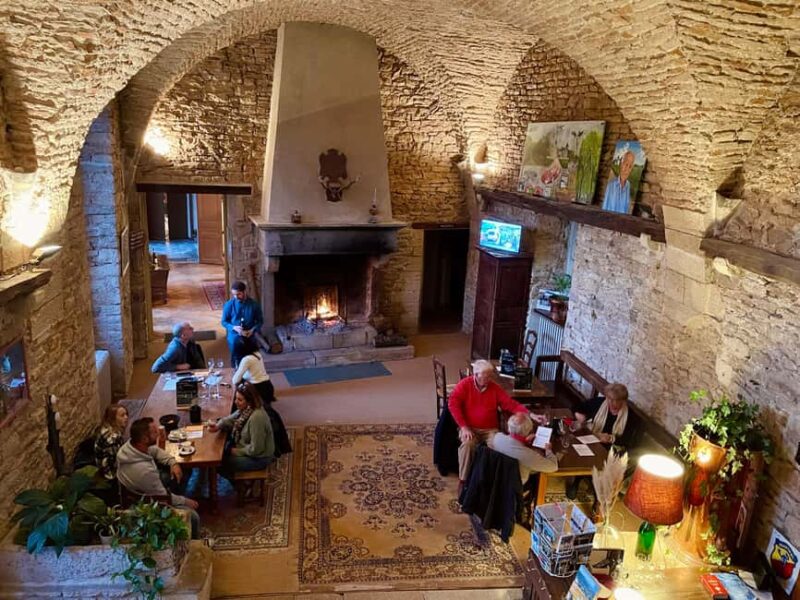 Burgundy wine tasting at Château de Savigny-lès-Beaune - Discover Burgundy Wines at Château de Savigny-lès-Beaune