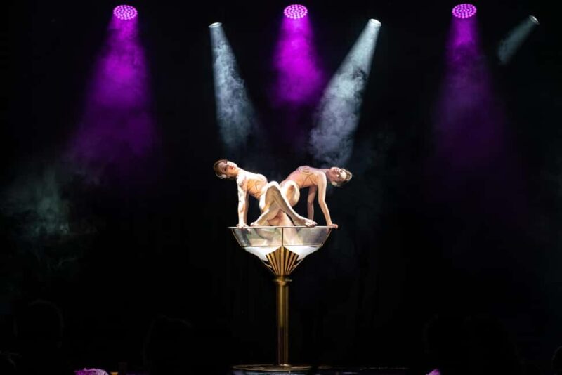 Burlesque Dinner Club in Vienna - Discover the Seductive World of Vienna’s Burlesque Dinner Club