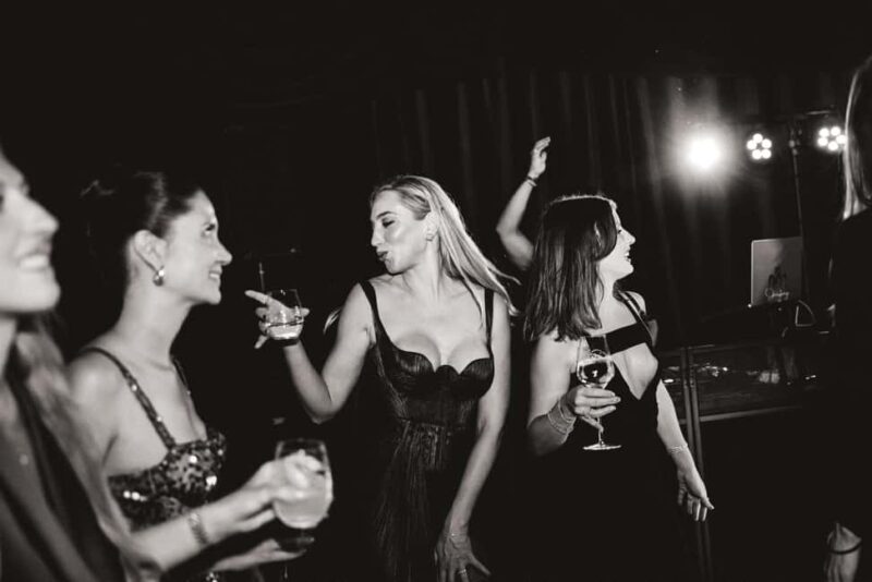 Burlesque Dinner Club in Vienna - The Sensual Multi-Course Dinner Experience