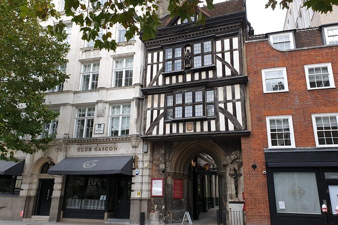 Burnings, Butchery & Black Death: A Walking Tour of London's Bloody Past - Discovering Cloth Fair’s Noisy Past