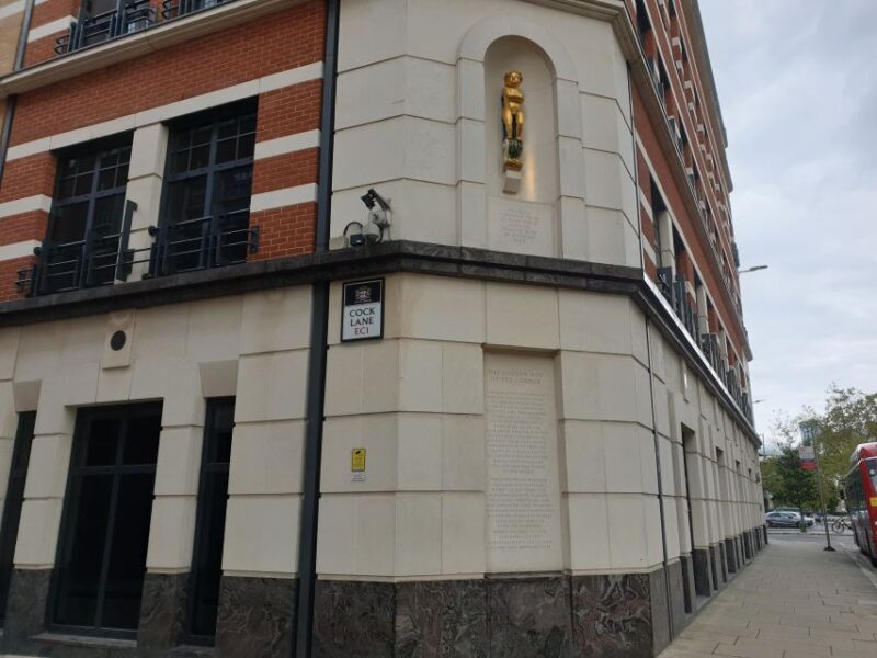 Burnings, Butchery & Black Death: London's Bloody Past - Learning About Londons Black Death and Execution Methods