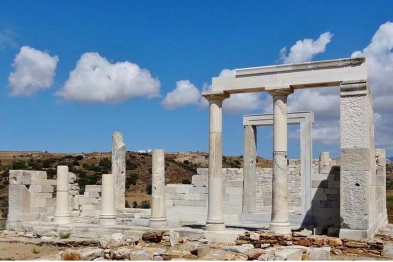 Bus Tour Around the island of Naxos - Ending at Apollonas Village and the Kouros Statue