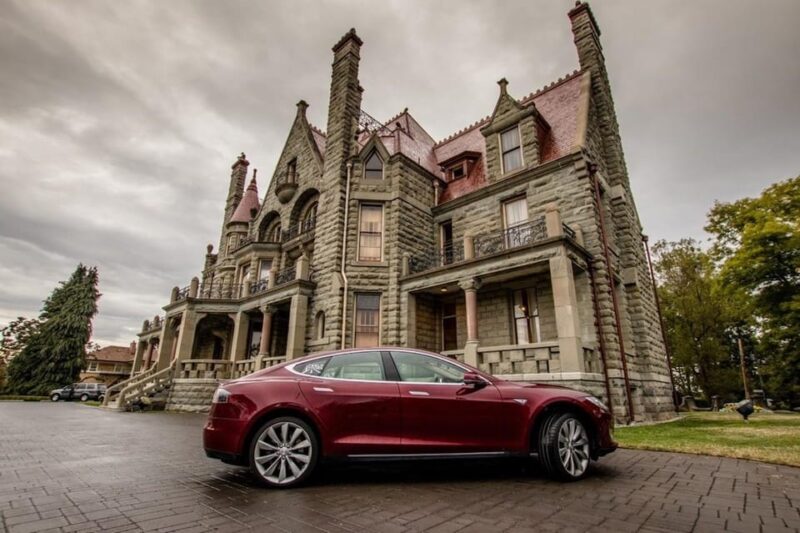 Butchart & Beyond: The Grand Victoria Tour - Visiting Historic Castles and Landmark Sites