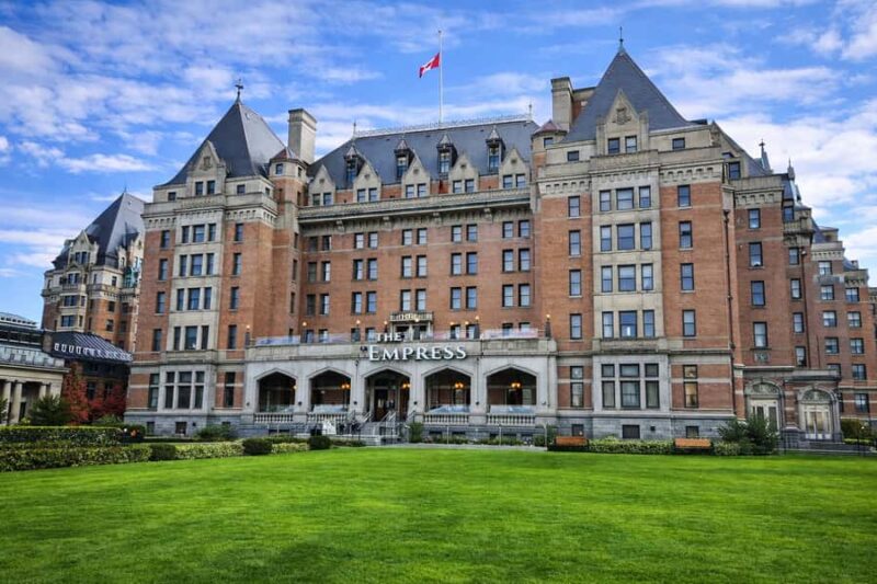 Butchart Gardens Spring & Summer Bloom Highlights (4hr tour) - Logistical Ease and Personalization