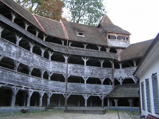 BV01 - City Tour Brasov in English: Secrets of Kronstadt - Brasov City Tour in English: Secrets of Kronstadt