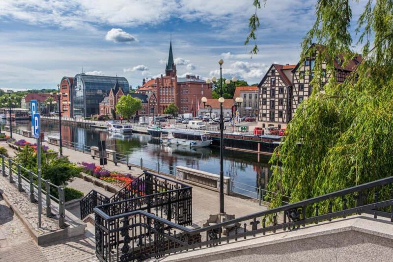 Bydgoszcz: Old Town Guided Walking Tour - Key Points