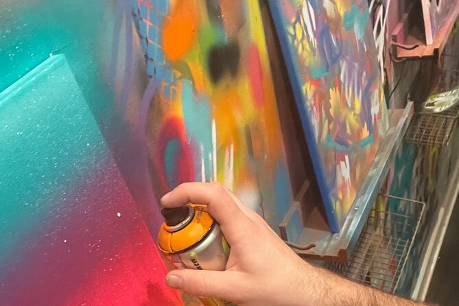 BYOB Spray Paint and Sip Workshop in Atlanta - Creating a Relaxed Atmosphere with Expert Instructors