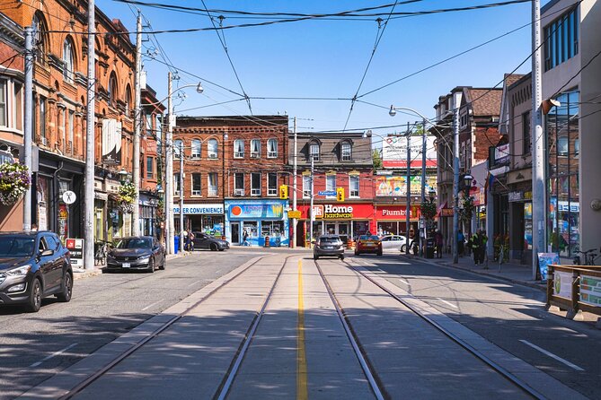 Cabbagetown In Colour: A Walking Tour of Toronto - Overview of Cabbagetowns Historic Charm