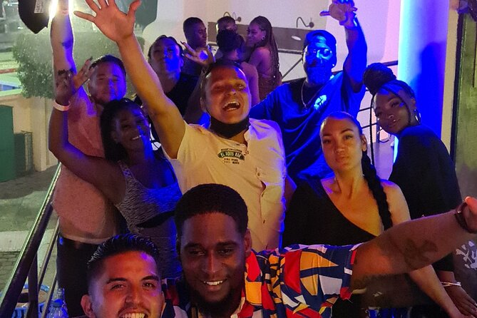 Cabo Bar Crawl - The BEST Bar and Clubs in Cabo - Dive into Cabos Best Nightlife with the Bar Crawl