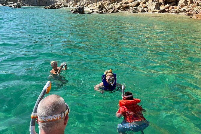 Cabo Catamaran Cruise  Arch, Snorkeling, Open Bar & Snacks - Relaxing Atmosphere with Unlimited Drinks and Snacks