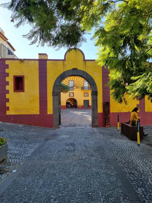 Cabo Girão, Seixal, Porto Moniz & more  Full Day + PickUp - Porto Moniz’s Natural Volcanic Pools and Lunch Break