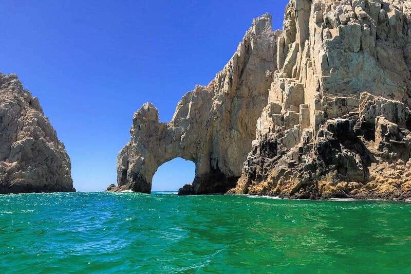 Cabo Glass-Bottom Boat  Arch, Marine Life & Scenic Views - Key Points