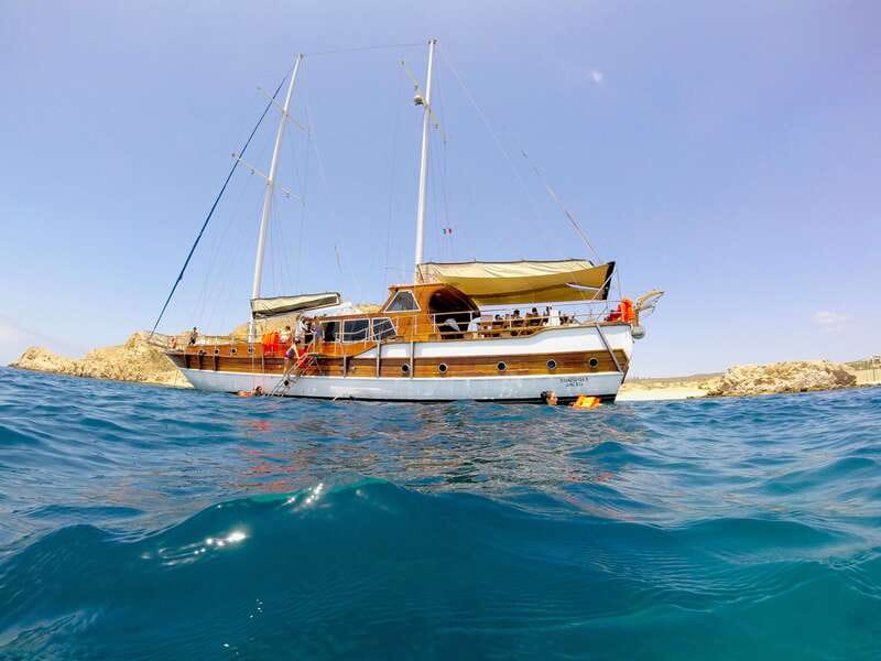 Cabo: Luxury Yacht Snorkel Cruise with Lunch and Open Bar - Pricing, Cancellation, and Booking Flexibility