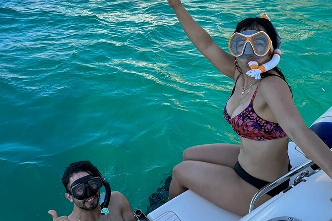 Cabo Private Yacht Tour: The Arch, Sea Lions & Scenic Beaches - The Experience of Snorkeling on a Short Tour