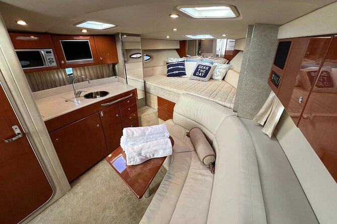 Cabo San Lucas 34ft Private Yacht with Drinks Included - Drinks and Relaxation on Board