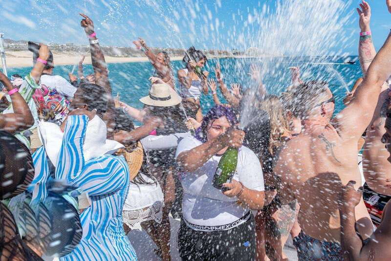 Cabo San Lucas: Adults-Only Boat Party with Drinks & Live DJ - Exciting Adults-Only Boat Party in Cabo San Lucas with Unlimited Drinks and Live DJ