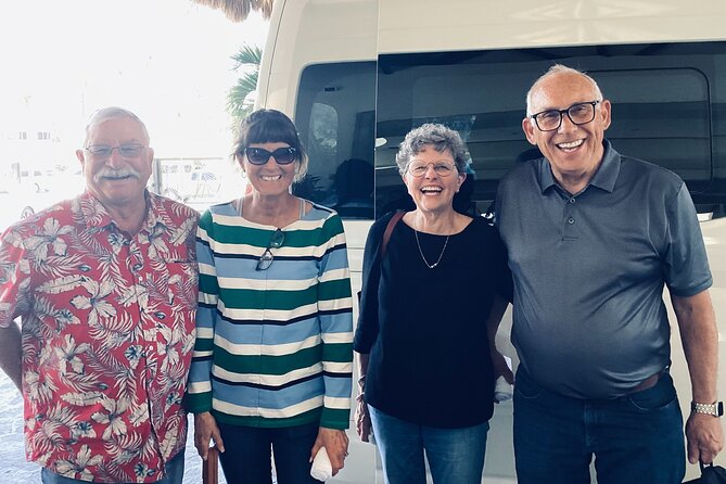 Cabo San Lucas Affordable Luxury Transfers - Vehicles and Onboard Amenities