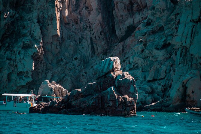 Cabo San Lucas Arch Private Boat Tour - Key Points