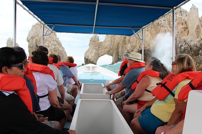 Cabo San Lucas City Tour & Boat Ride to the Arch - Cabo San Lucas Landmarks: Medano Beach, Downtown, and Cabo Wabo