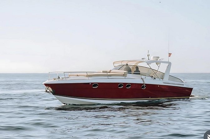 Cabo San Lucas Luxury Yacht to El Arco with Snorkeling Stop - The Crew and Guide Experience