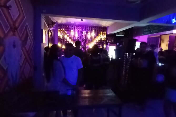 Cabo San Lucas Mezcal Tasting and Cocktail Class - Group Size and Accessibility