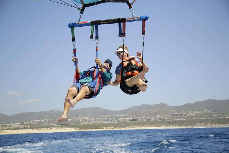 Cabo San Lucas: Parasailing Experience - The Unique Perspective of the Arch and Lovers Beach