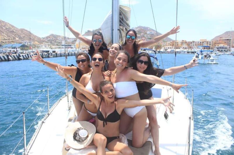 Cabo San Lucas: Private Sailing Tour with Open Bar - Discover the Luxury of a Private Sailing Adventure in Cabo San Lucas