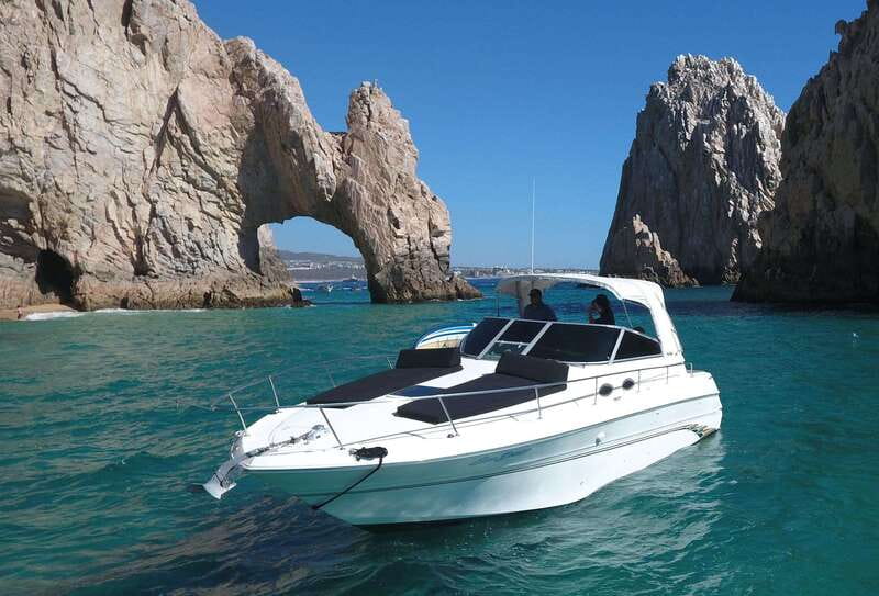 Cabo San Lucas Private Yacht 1 Hour Express Highlight Cruise - Who Will Appreciate this Quick Luxury Escape?
