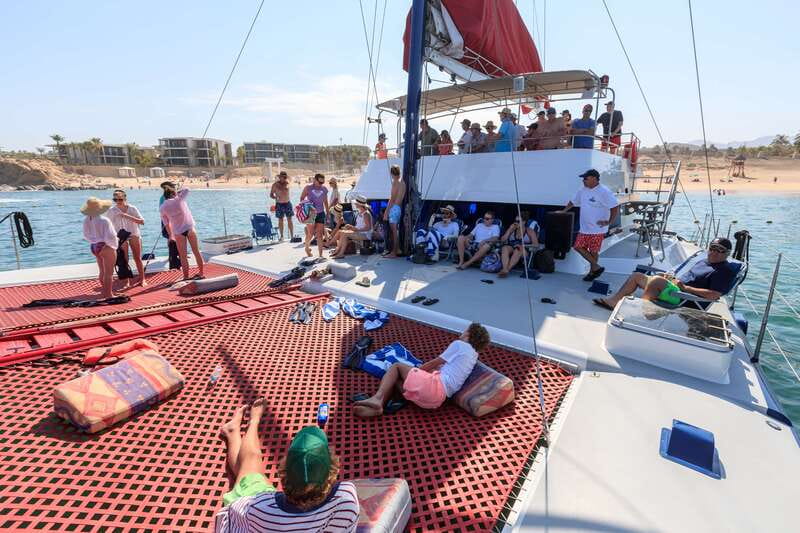 Cabo San Lucas: Snorkel, Lunch and Sail Experience - Snorkeling at the Reefs of Living Coral