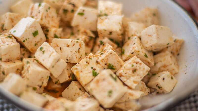 Cabo San Lucas: Sunset Cruise with Wine and Jazz - Why This Tour Offers a Romantic and Relaxing Experience