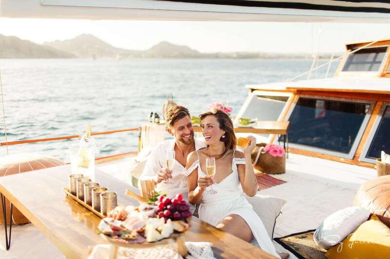 Cabo San Lucas: Sunset Yacht Cruise w/Chef Dinner & Open Bar - What Sets This Tour Apart
