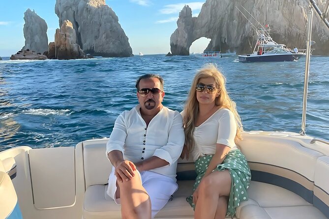 Cabo Yacht Tour to Lovers or Pelícano Beach + Beach Time - Beaches of Lovers and Pelícano: Relaxation and Exploration