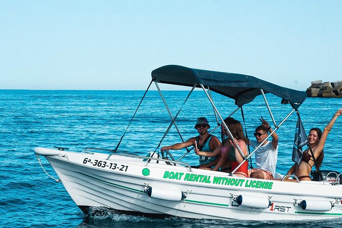 Cabopino Boat rental without license from 1 to 4 hours - Meeting Point and Easy Access in Marbella