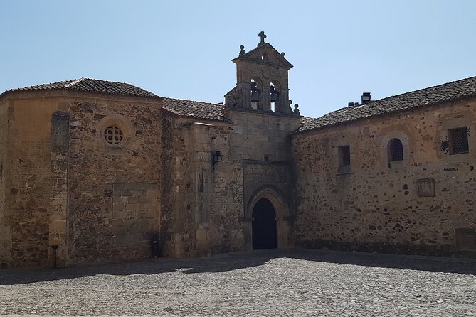 Cáceres Private Historic Walking Tour - Visiting the Pro-Cathedral Church of Santa Maria