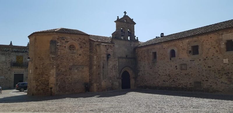 Cáceres - Private Historic Walking Tour - Visiting San Francisco Javier Church and San Jorge Square