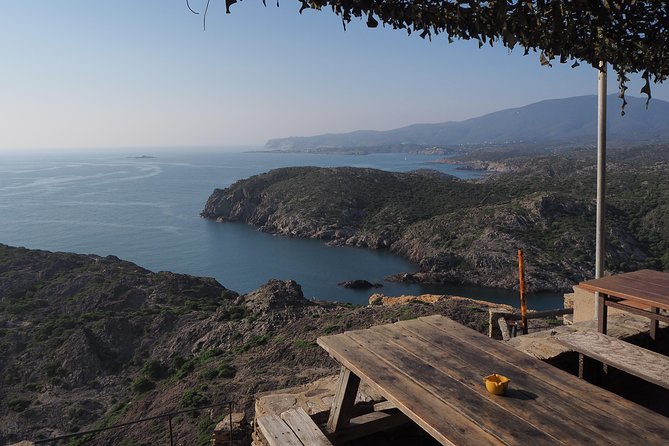 Cadaqués & Dalí House-Museum day trip from Girona (tickets included) - Strolling Through Cadaqués and Tasting Local Pastries