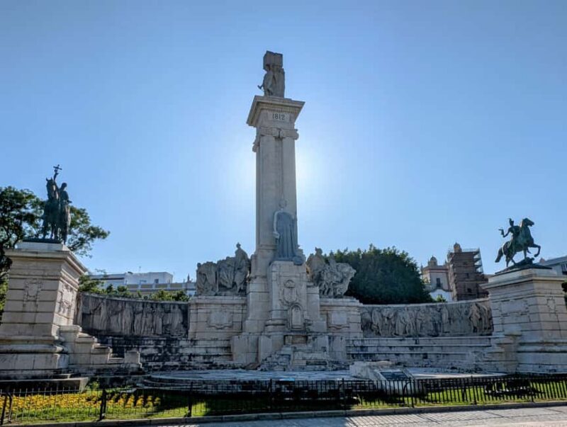 Cádiz: 90-Minute Essentials Walking Tour with Local Guide - Key Points