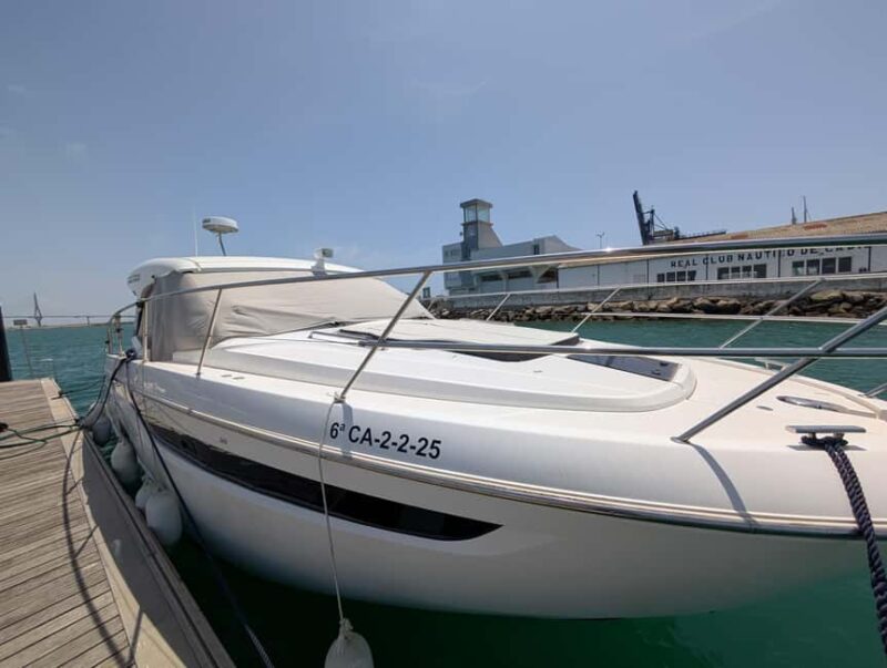 Cádiz: Bay of Cádiz Luxury Motor Boat Cruise - Practical Tips for a Perfect Experience