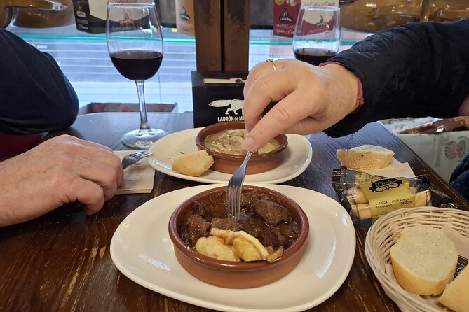 Cadiz Food Tour: Tapas, Drinks and Delights with a Local - Key Points