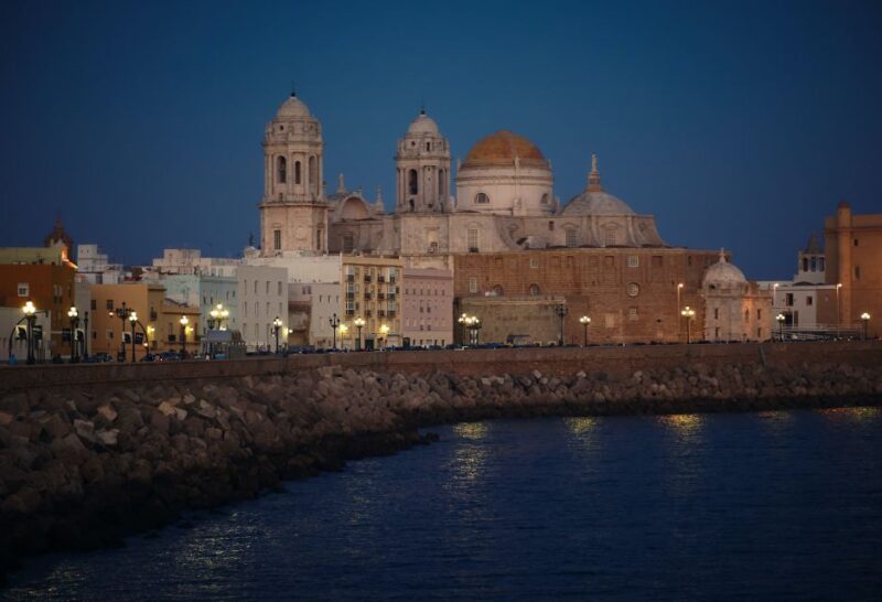 Cadiz: Private Walking Tour with a Local - Personalized Cadiz Exploration with a Local Guide